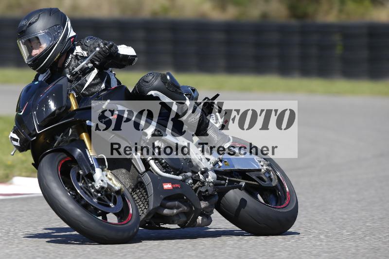 /Archiv-2025/48 25.08.2025 Cornu Master School ADR/gruen-vert/111